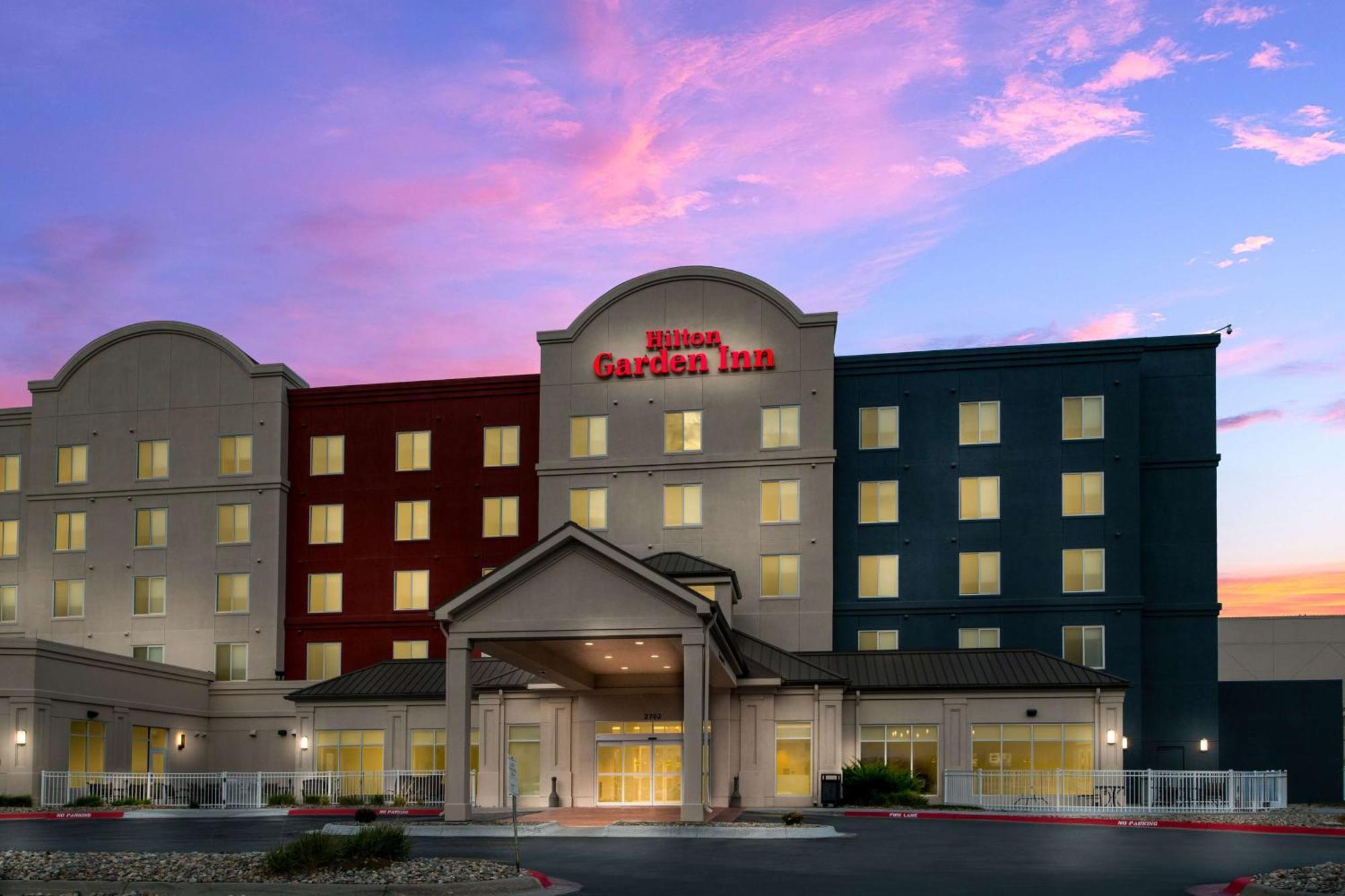 Hilton Garden Inn Omaha East/Консіл-Блафс Екстер'єр фото
