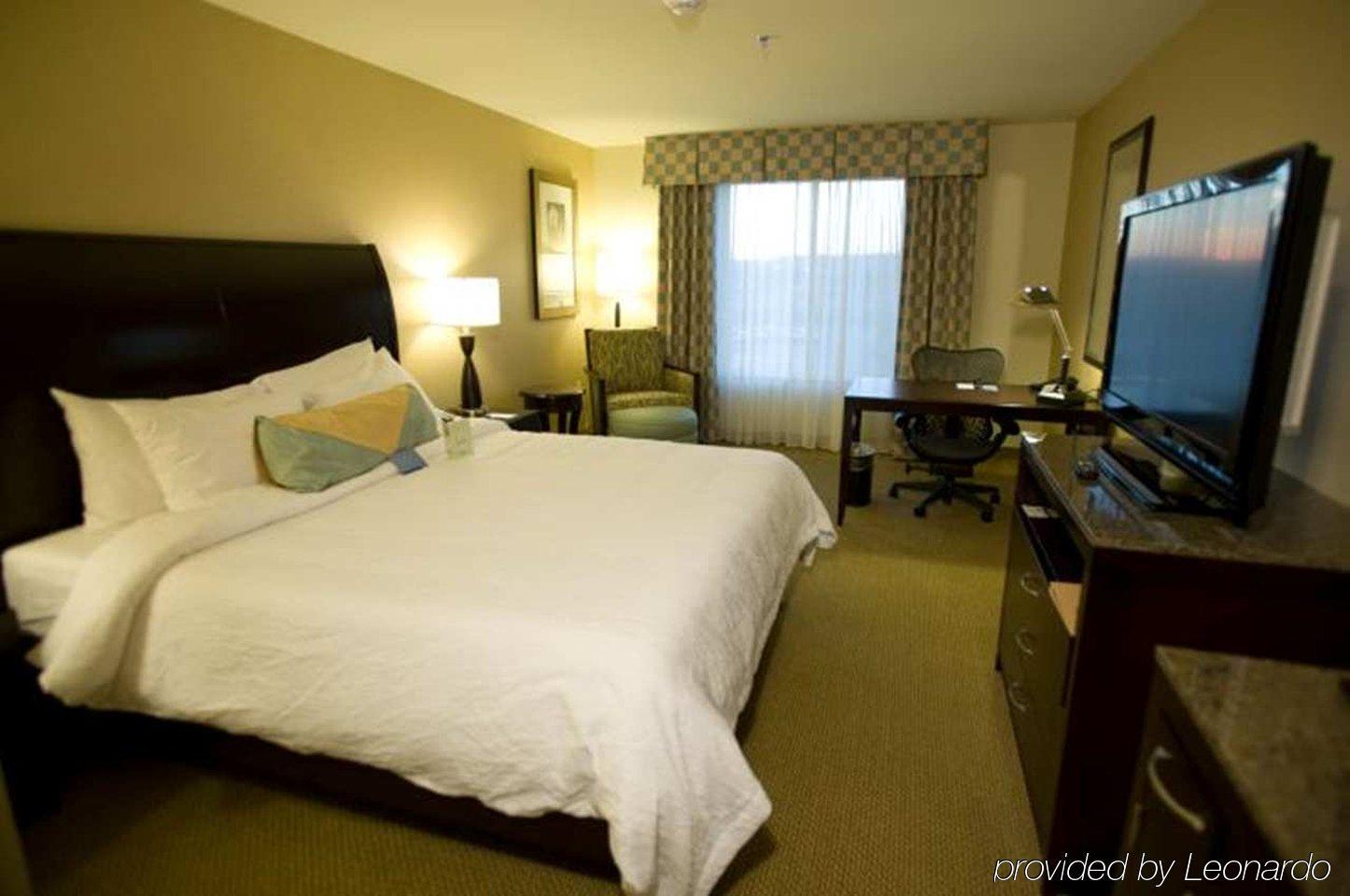 Hilton Garden Inn Omaha East/Консіл-Блафс Номер фото